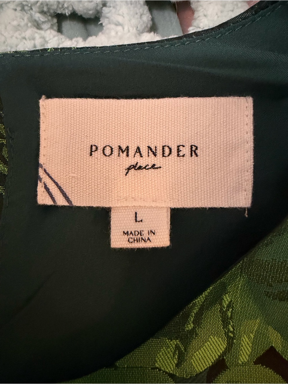 Pomander Place Bold Green Jacquard Lyla Top with Puffed Sleeve Sz Large - Picture 15 of 16